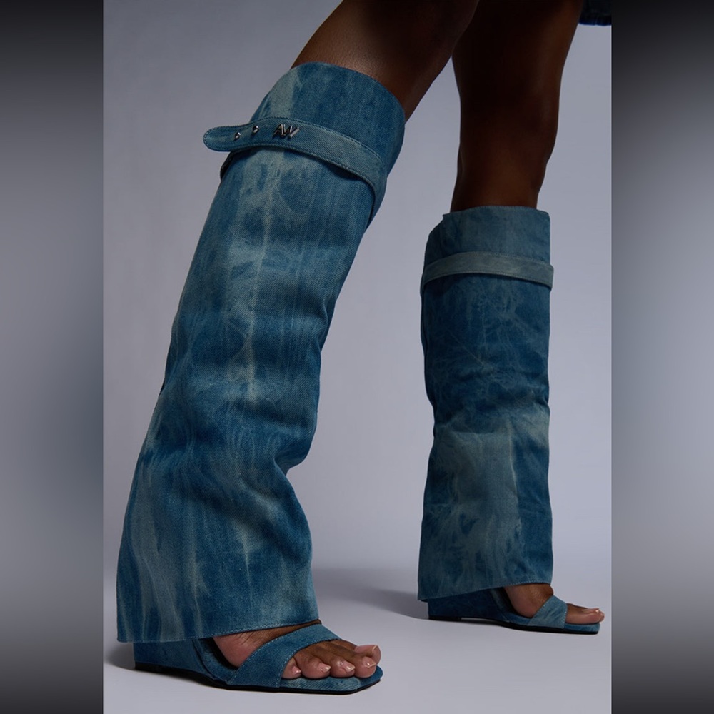 Fold Over Open Toe Sandal Boot Tie Dye Denim Size. 8